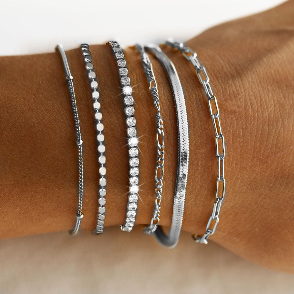 Layered Metal Chain Set